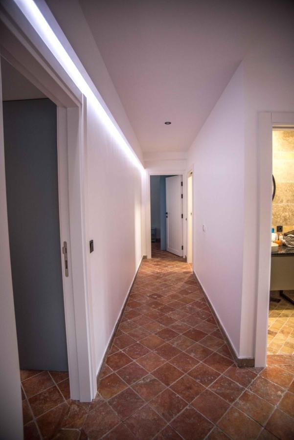 Modern Waterfront 3-Bed Apartment Donja Kostanjica Ngoại thất bức ảnh